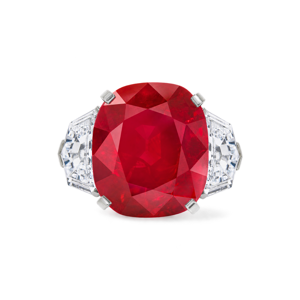 The Sunrise Ruby — подлинная фотография, 25,59 карата